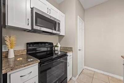 3001 Cedar Street #A 102, Austin, TX 78705 - Photo 9