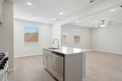 335 Young Street, Buda, TX 78610 - Photo 7