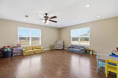 8750 Rm 2243 L, Leander, TX 78641 - Photo 31