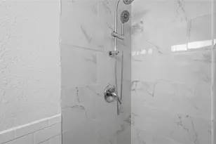 234 Princeton Ave, San Antonio, TX 78201 - Photo 31