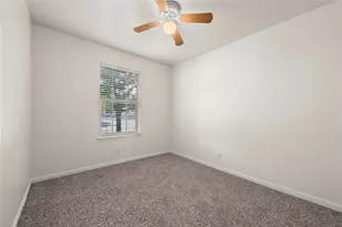 701 Sparkling Brook Ln, Leander, TX 78641 - Photo 17