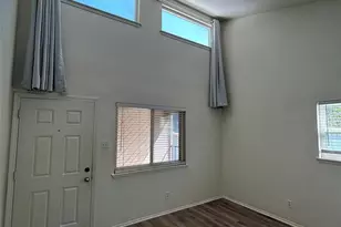 1106 W 22nd 1/2 St, Austin, TX 78705 - Photo 9