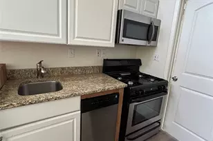 1106 W 22nd 1/2 St, Austin, TX 78705 - Photo 5