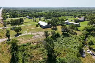 2813 Hwy 21 W, Dale, TX 78616 - Photo 15