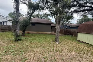 2811 Crownspoint Dr, Austin, TX 78748 - Photo 21