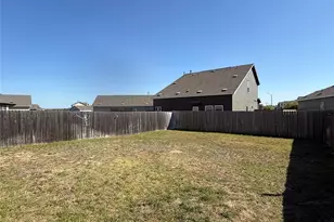 13711 Mussel Run, Elgin, TX 78621 - Photo 5