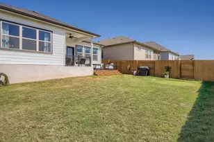 8005 Beacon Knob Way, Austin, TX 78744 - Photo 15
