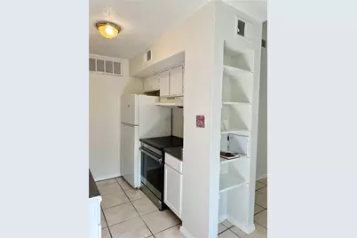 4322 Gillis Street #204, Austin, TX 78745 - Photo 5
