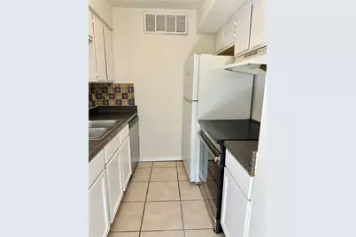 4322 Gillis Street #204, Austin, TX 78745 - Photo 7