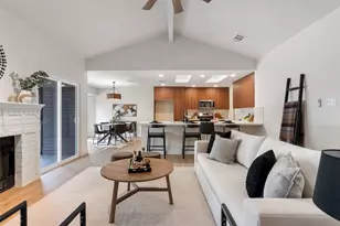 10106 Lindshire Ln, Austin, TX 78748 - Photo 5