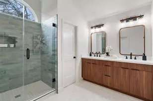 10106 Lindshire Ln, Austin, TX 78748 - Photo 9