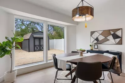 10106 Lindshire Lane, Austin, TX 78748 - Photo 7