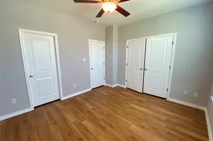 400 West St, Hutto, TX 78634 - Photo 9