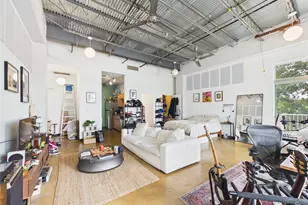 2401 E 6th St, Austin, TX 78702 - Photo 3