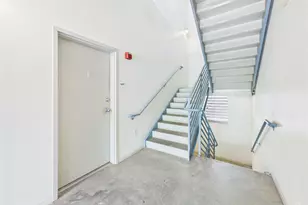 2401 E 6th St, Austin, TX 78702 - Photo 13