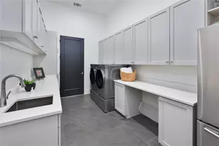 4300 Derrick Cove, Spicewood, TX 78669 - Photo 25