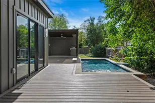 705 E 50th St, Austin, TX 78751 - Photo 33