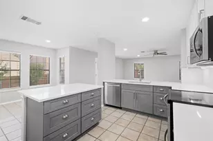 2423 Lavendale Ct, Austin, TX 78748 - Photo 13