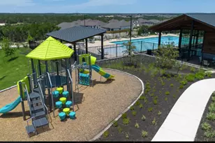 105 Amber Oak Ln, Georgetown, TX 78628 - Photo 19