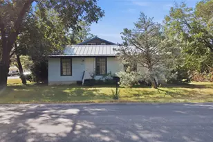 802 N Myrtle St, Georgetown, TX 78626 - Photo 29