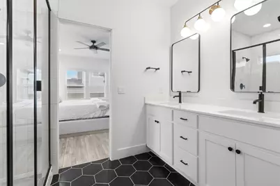 9115 Looksee Lane, Austin, TX 78744 - Photo 9