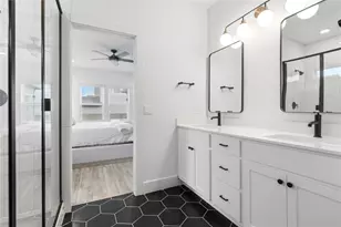 9115 Looksee Ln, Austin, TX 78744 - Photo 9