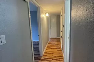 1303 Pendergrass St, Lockhart, TX 78644 - Photo 5