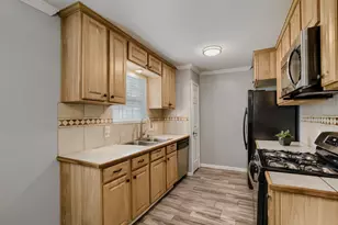 4801 Saguaro Rd, Austin, TX 78744 - Photo 9