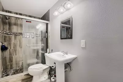 4801 Saguaro Road, Austin, TX 78744 - Photo 15