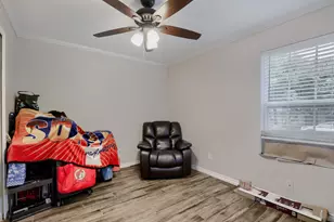 4801 Saguaro Rd, Austin, TX 78744 - Photo 13