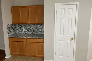 229 Killian Loop, Hutto, TX 78634 - Photo 9