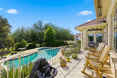 34 Wingreen Loop, The Hills, TX 78738 - Photo 11