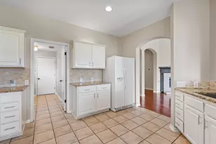 725 Botany Bay Cir, Pflugerville, TX 78660 - Photo 15