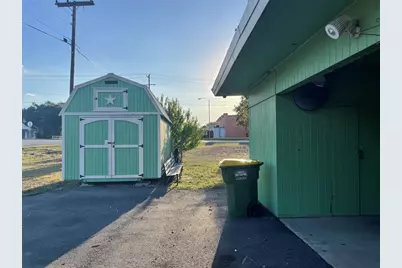 1000 N 5th St Street, Kenedy, TX 78119 - Photo 7