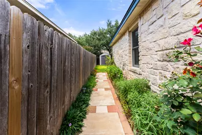 3555 Rock Shelf Lane, Round Rock, TX 78681 - Photo 37