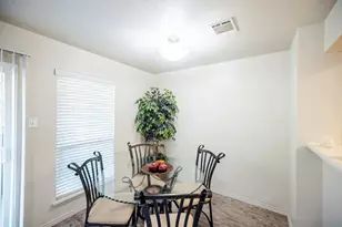 10401 N Lamar Blvd, Austin, TX 78753 - Photo 11