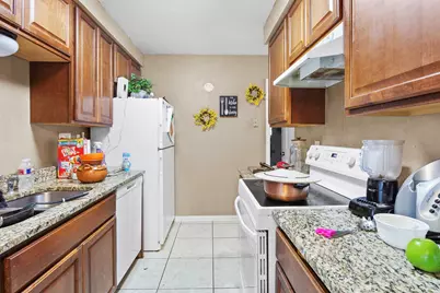 7702 Northcrest Boulevard, Austin, TX 78752 - Photo 5