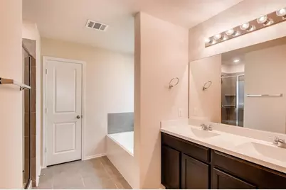 121 Andesite Trail, Buda, TX 78610 - Photo 7