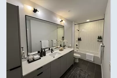 2500 Longview Street #302, Austin, TX 78705 - Photo 17
