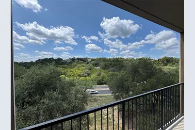 2500 Longview Street #302, Austin, TX 78705 - Photo 9