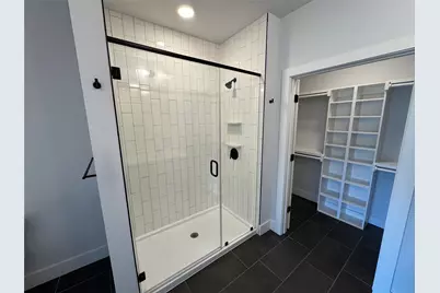 2500 Longview Street #302, Austin, TX 78705 - Photo 13