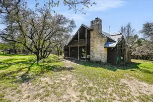 22419 Hazy Hollow Cove, Spicewood, TX 78669 - Photo 19