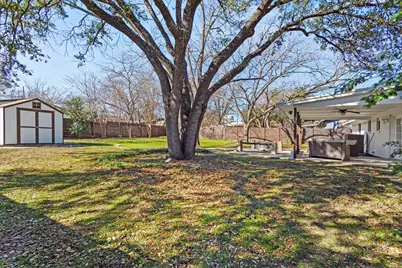 1806 Hutto Road, Georgetown, TX 78626 - Photo 23