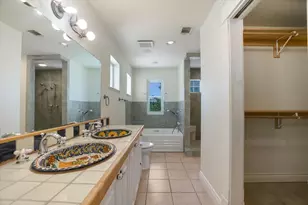 1150 San Bernard St, Austin, TX 78702 - Photo 13