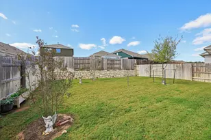 118 Cibolo Creek Loop, Bastrop, TX 78602 - Photo 25