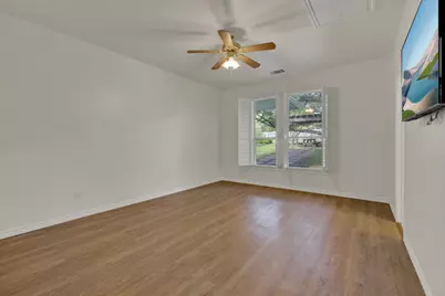2043 Nevada Street, San Marcos, TX 78666 - Photo 15
