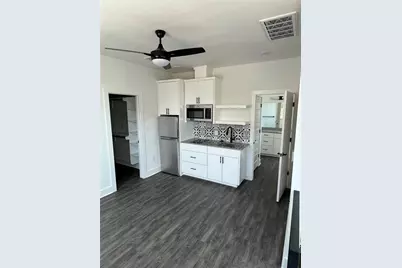 7603 Carver Avenue #1B, Austin, TX 78752 - Photo 3