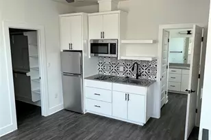 7603 Carver Ave, Austin, TX 78752 - Photo 3