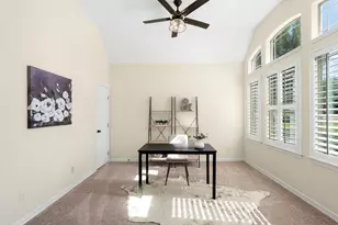 691 Broken Lance Dr, Dripping Springs, TX 78620 - Photo 5