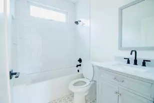 1903 W 30th St, Austin, TX 78703 - Photo 5